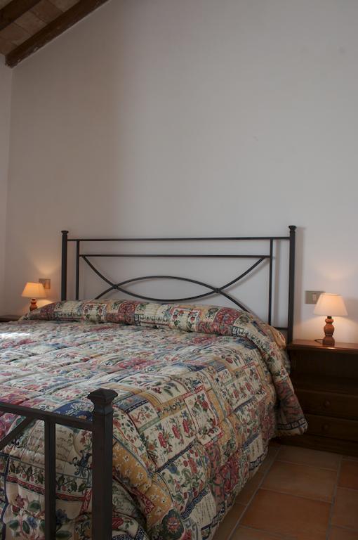 Agriturismo Collepina 아멜리아 객실 사진