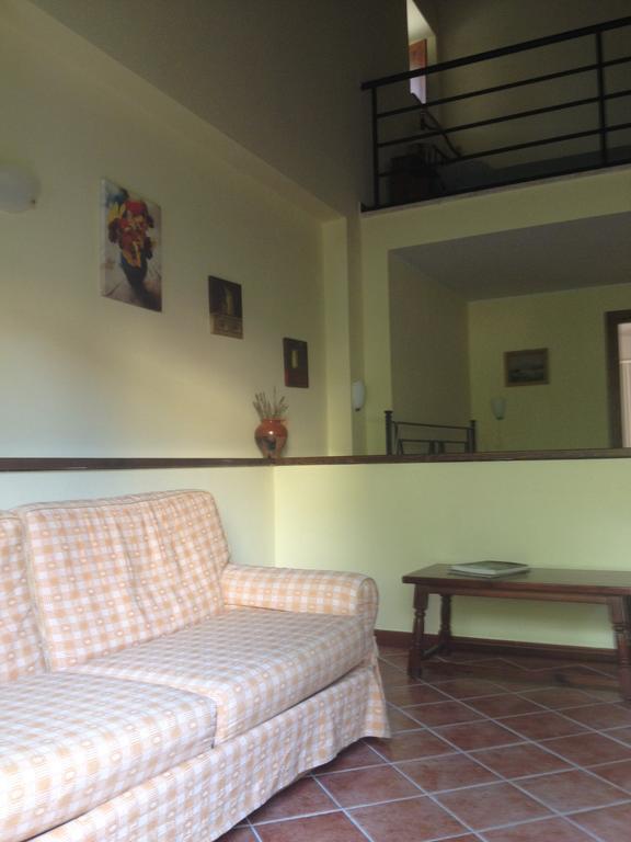 Agriturismo Collepina 아멜리아 외부 사진